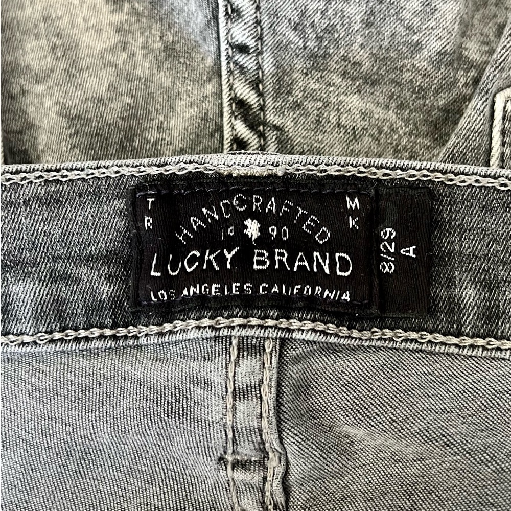 Lucky Brand Women’s Vintage Y2K Low-Rise Acid Wash Gray Denim Skinny Jeans 8 - Picture 6 of 7